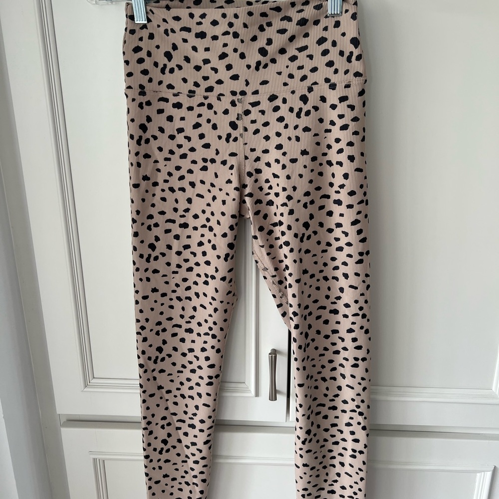 Beach riot legging